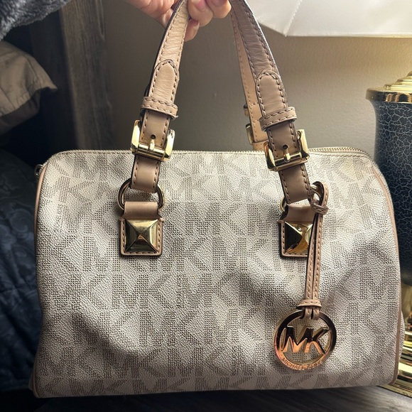 Michael Kors Handbags - Michael Kors Beige and Brown Satchel